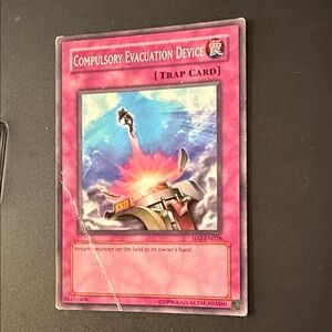 Yu-Gi-Oh! Compulsory Evacuation Device Pink Trap Card